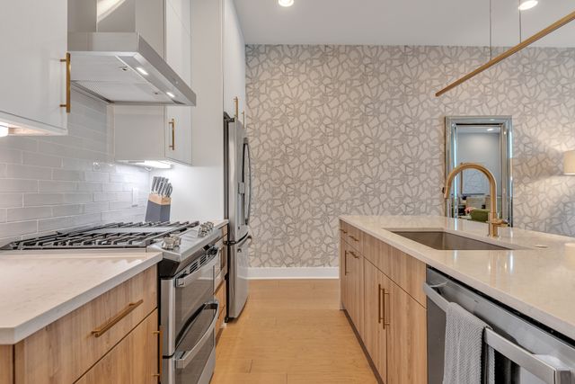 2176 Carson St Apt 4, Nashville, TN 37211