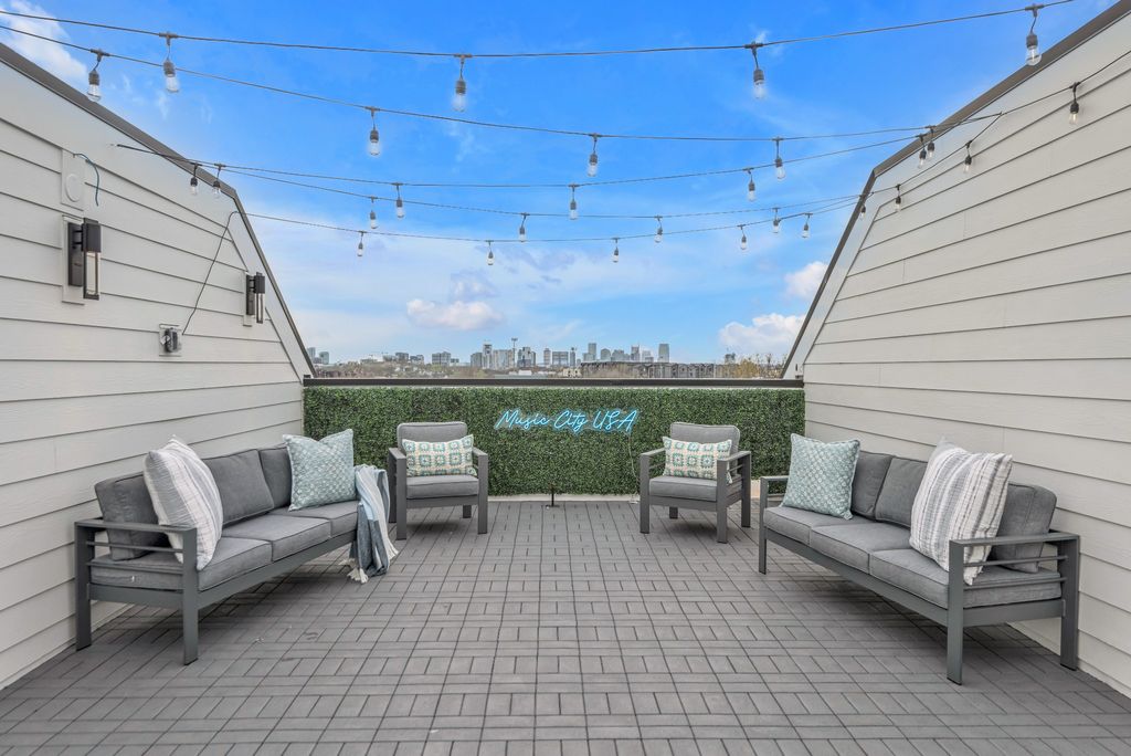 2176 Carson St Apt 4, Nashville, TN 37211