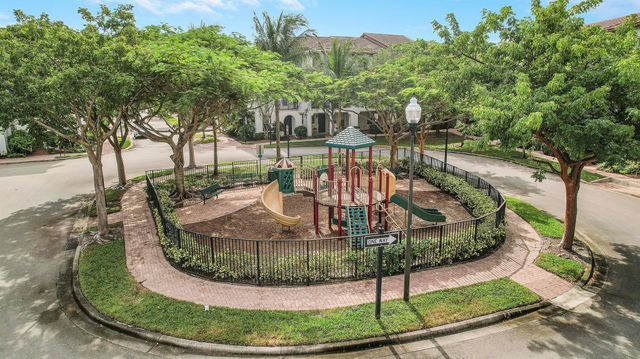 2900 SW 119th Way, Miramar, FL 33025