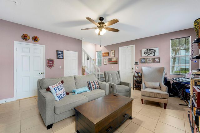 2900 SW 119th Way, Miramar, FL 33025