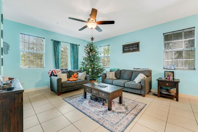 2900 SW 119th Way, Miramar, FL 33025