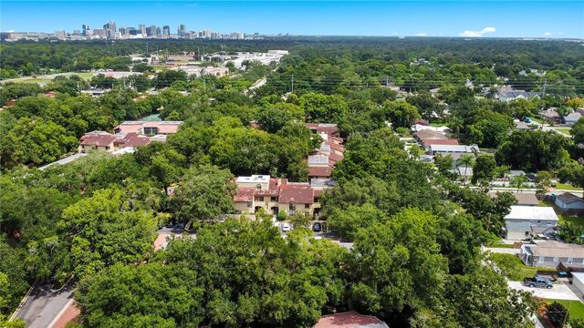 1267 SAINT TROPEZ CIRCLE GE, Orlando, FL 32806