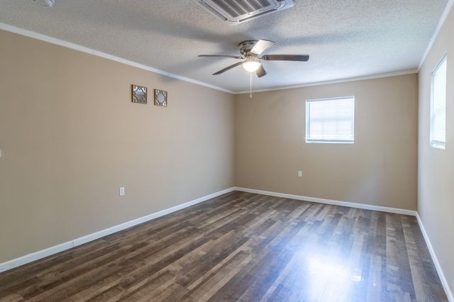 470 S Washington Street, Rossville, GA 30741