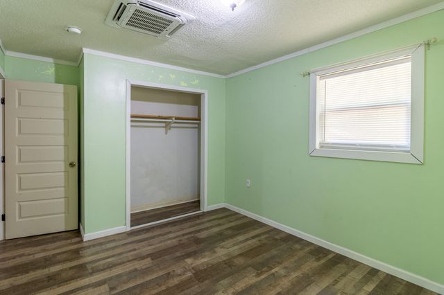 470 S Washington Street, Rossville, GA 30741