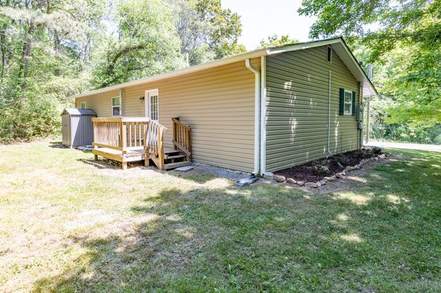 470 S Washington Street, Rossville, GA 30741