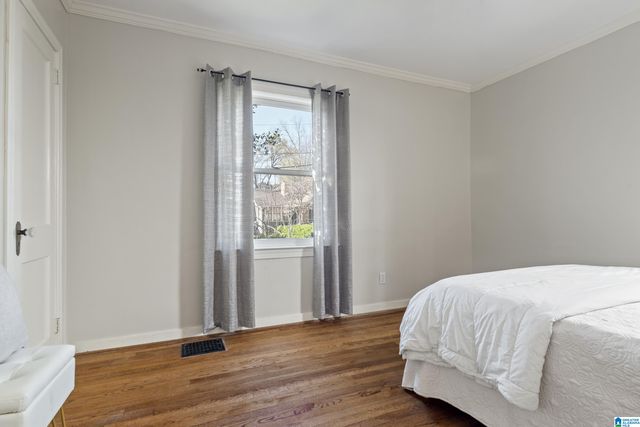 914 HIGHLAND ROAD, Homewood, AL 35209