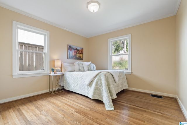 914 HIGHLAND ROAD, Homewood, AL 35209