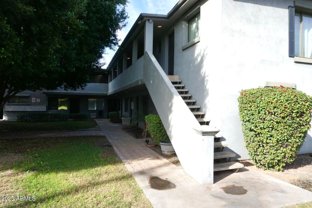 4224 N 12TH Street 209, Phoenix, AZ 85014 — exterior