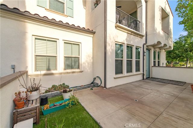407 Trailblaze, Irvine, CA 92618