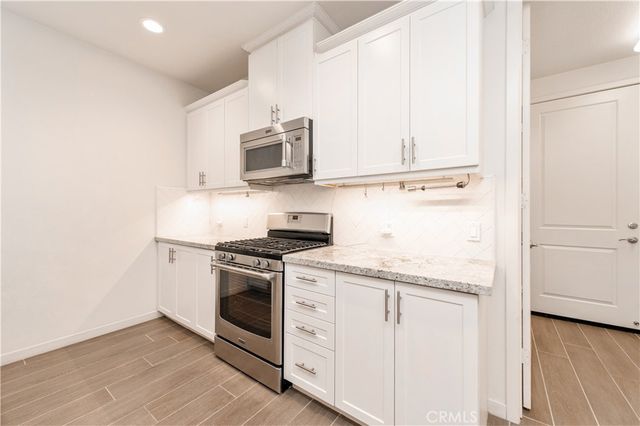 407 Trailblaze, Irvine, CA 92618