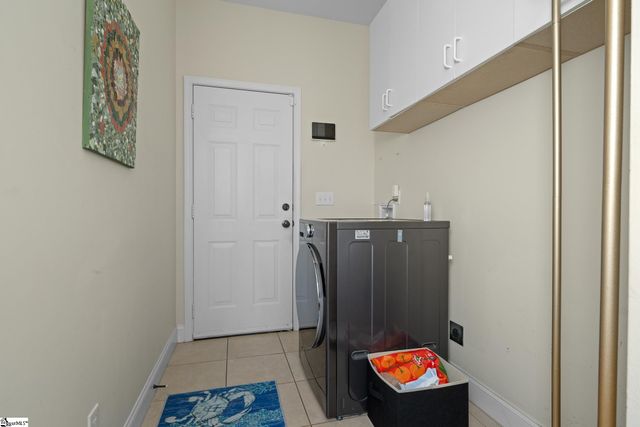 715 Tudor Lane, Boiling Springs, SC 29316