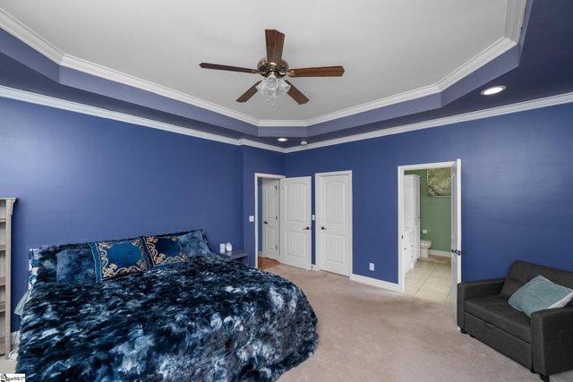 715 Tudor Lane, Boiling Springs, SC 29316