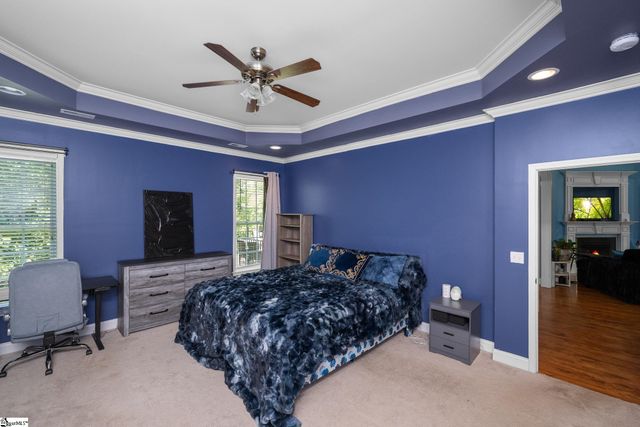 715 Tudor Lane, Boiling Springs, SC 29316