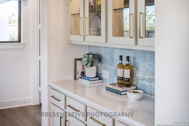 2260 Altiplano, San Antonio, TX 78245