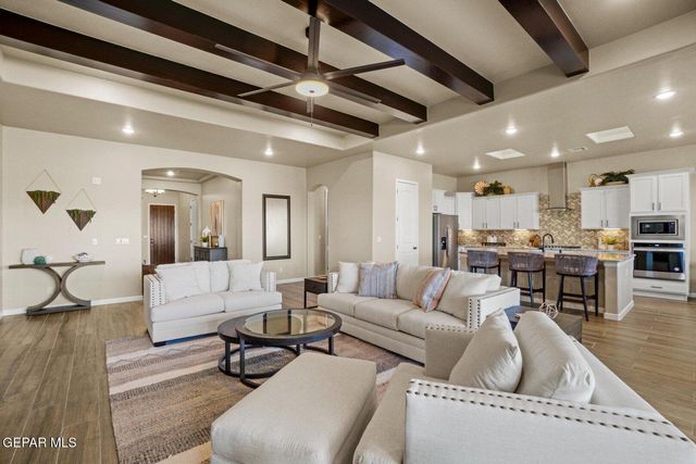 7264 Bobcat Hollow Drive, El Paso, TX 79911