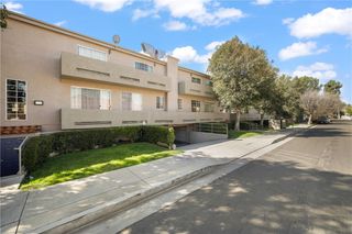 18347 Saticoy Street 37, Reseda, CA 91335