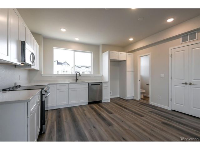 11958 W 57th Pl, Arvada, CO 80002
