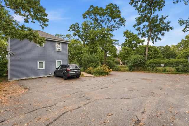 307 Walnut Street 3, Saint Paul, MN 55102