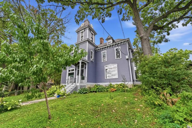 307 Walnut Street 3, Saint Paul, MN 55102