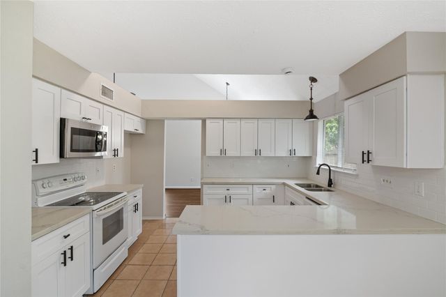 4807 Shadowdale Drive, Houston, TX 77041