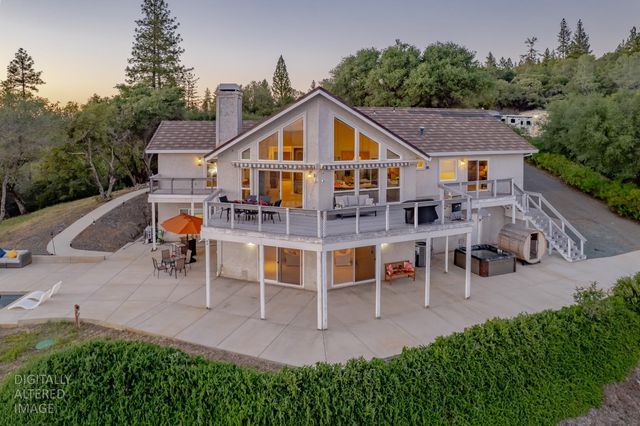 15620 Meadowlark Ln, Sutter Creek, CA 95685