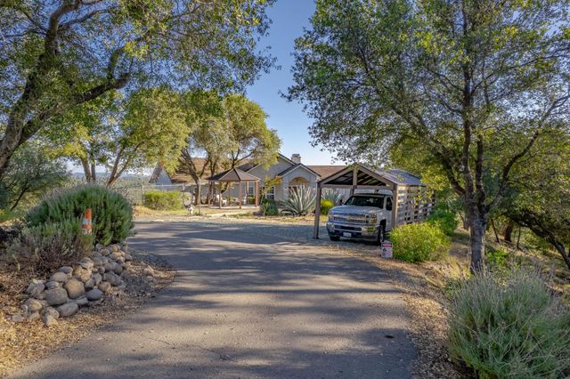 15620 Meadowlark Ln, Sutter Creek, CA 95685