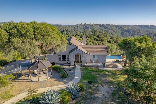 15620 Meadowlark Ln, Sutter Creek, CA 95685