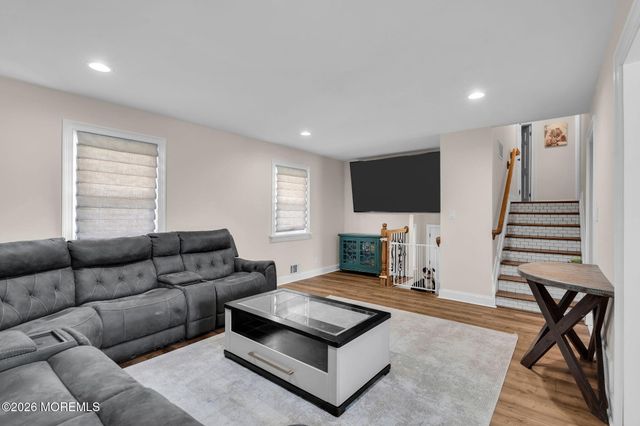 31 Brunswick Drive, Howell, NJ 07731