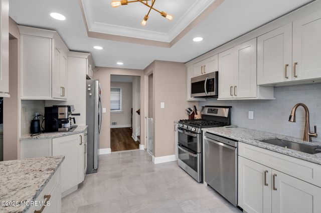 31 Brunswick Drive, Howell, NJ 07731