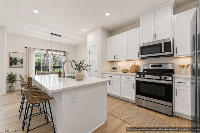 131 Pine Avenue, Peninsula, OH 44264