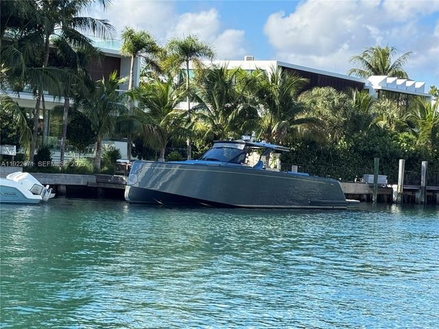 9500 W Bay Harbor Dr 7H, Bay Harbor Islands, FL 33154