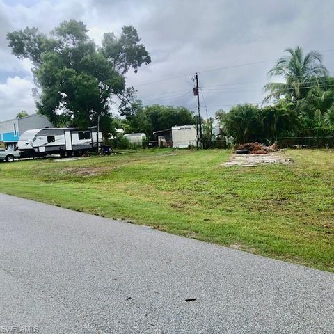 3603-07 Unique CIR, Fort Myers, FL 33908