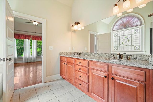 136 Trillium Lane, Acworth, GA 30101
