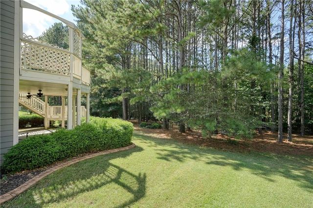 136 Trillium Lane, Acworth, GA 30101