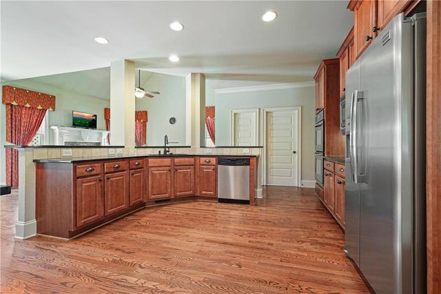 136 Trillium Lane, Acworth, GA 30101