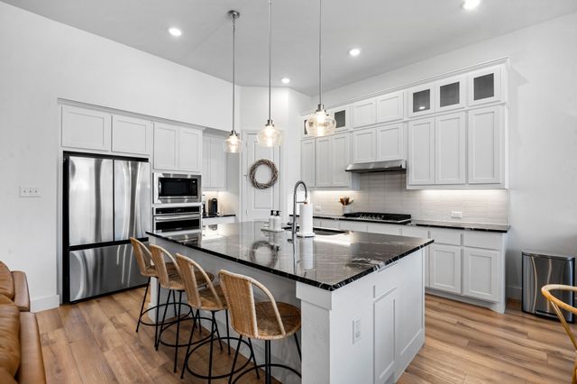 445 Lost Creek Trail, Waxahachie, TX 75165