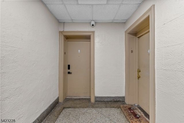 433 Lincoln Ave B8, City Of Orange Twp., NJ 07050
