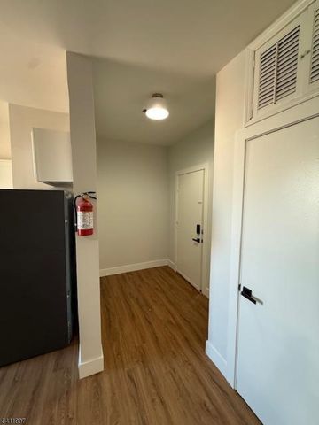 433 Lincoln Ave B8, City Of Orange Twp., NJ 07050