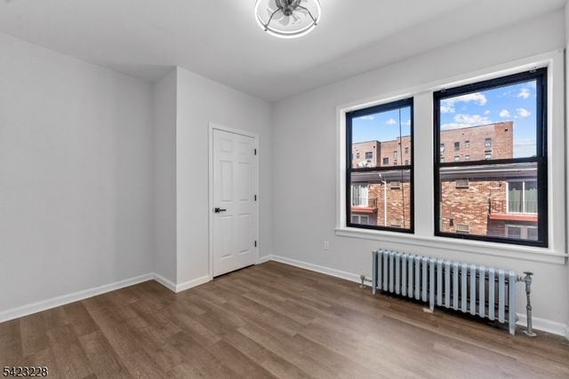 433 Lincoln Ave B8, City Of Orange Twp., NJ 07050