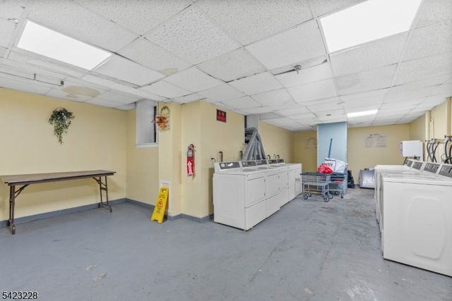 433 Lincoln Ave B8, City Of Orange Twp., NJ 07050