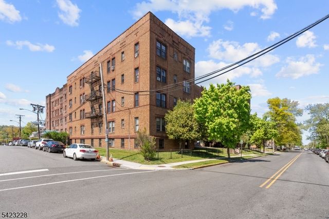 433 Lincoln Ave B8, City Of Orange Twp., NJ 07050