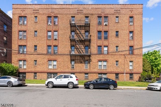 433 Lincoln Ave B8, City Of Orange Twp., NJ 07050