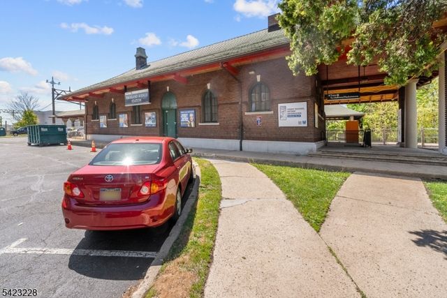433 Lincoln Ave B8, City Of Orange Twp., NJ 07050