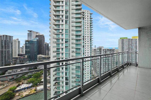 90 SW 3rd St 3810, Miami, FL 33130
