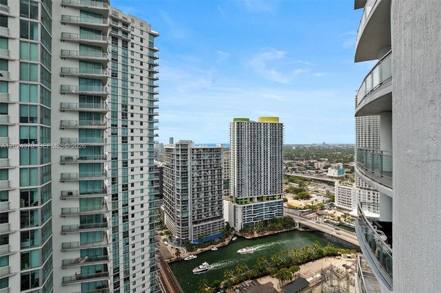 90 SW 3rd St 3810, Miami, FL 33130