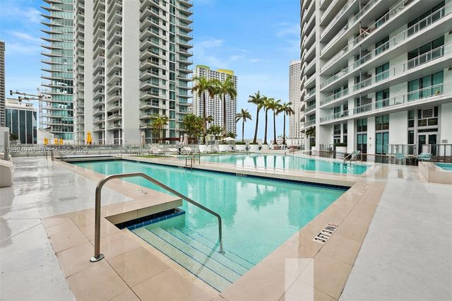 90 SW 3rd St 3810, Miami, FL 33130