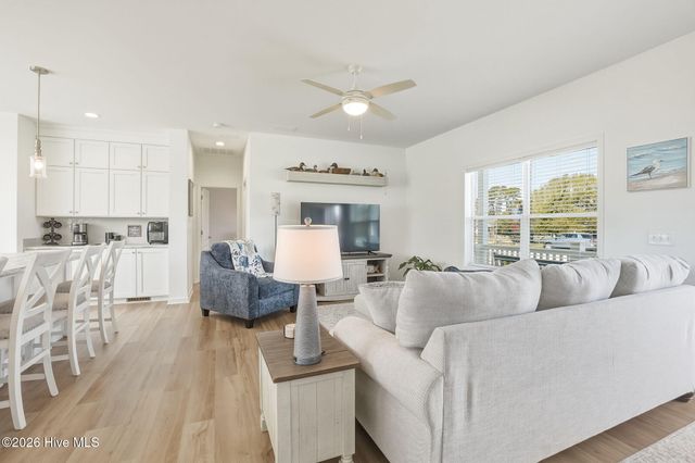 204 Nelson Street, Harkers Island, NC 28531