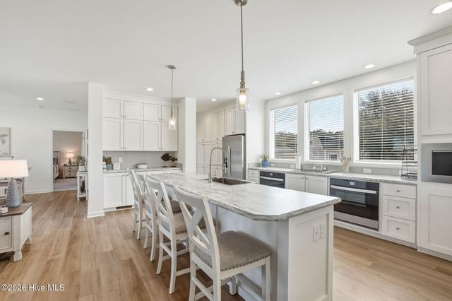 204 Nelson Street, Harkers Island, NC 28531