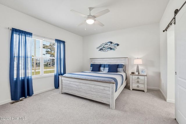 204 Nelson Street, Harkers Island, NC 28531