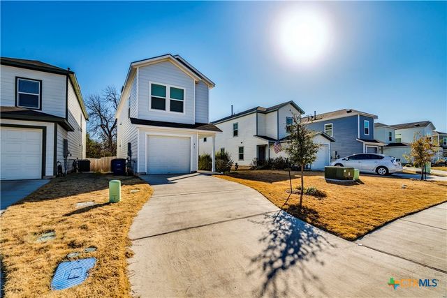 41 Trinity Circle, Lockhart, TX 78644